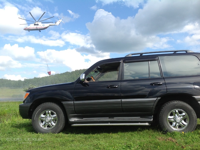   Lexus LX 470