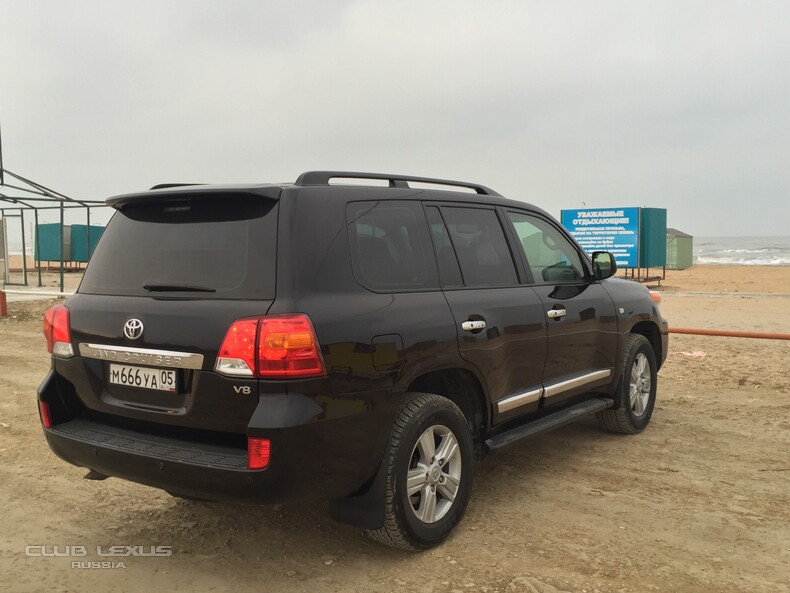  Land Cruiser 200,2010