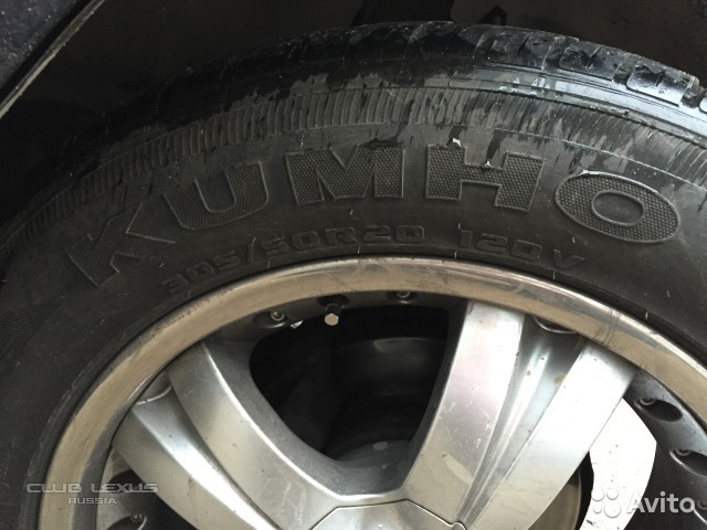  Kumho Ecsta STX 305/50 R20