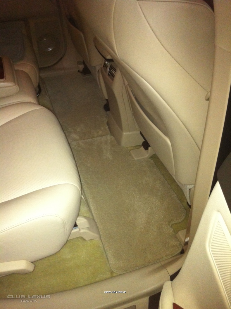     ) premium floor mats.