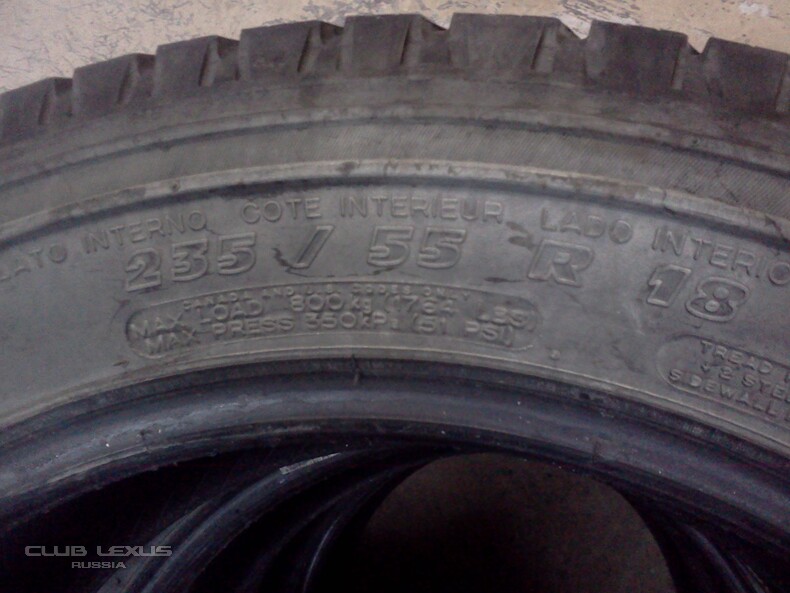   MICHELIN 235 55 R18