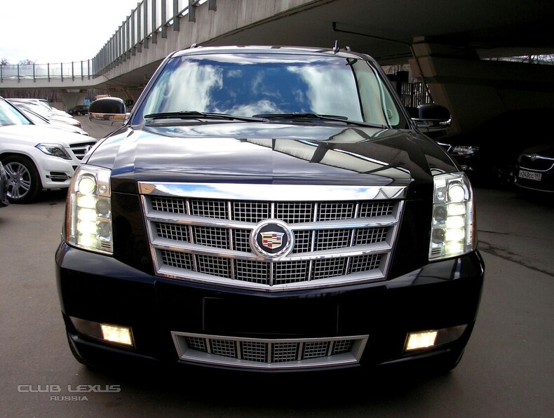 Cadillac Escalade ESV Platinum 2012.  2 150 000 .