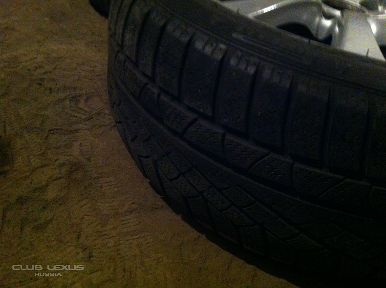    Lexus IS, 225/50/R17,  . 4 