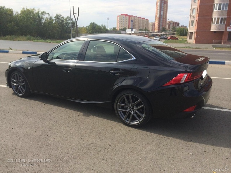 ,  Lexus is3 250 2013