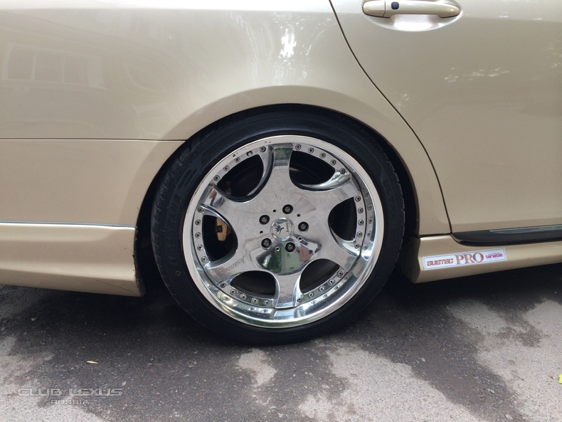 []   275/35ZR19 - 2  245/40ZR19 - 2 