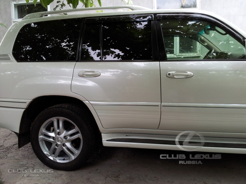   Lexus LX 470