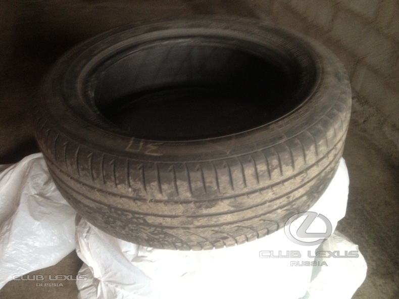  4  Michelin Pilot Primacy 235/55 R17