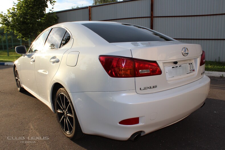  Lexus IS250 (2007) 