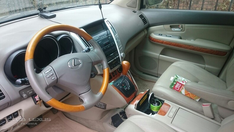  Lexus RX350 2006.