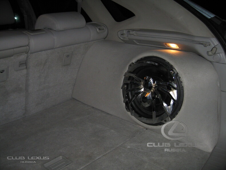    Lexus RX 2- 