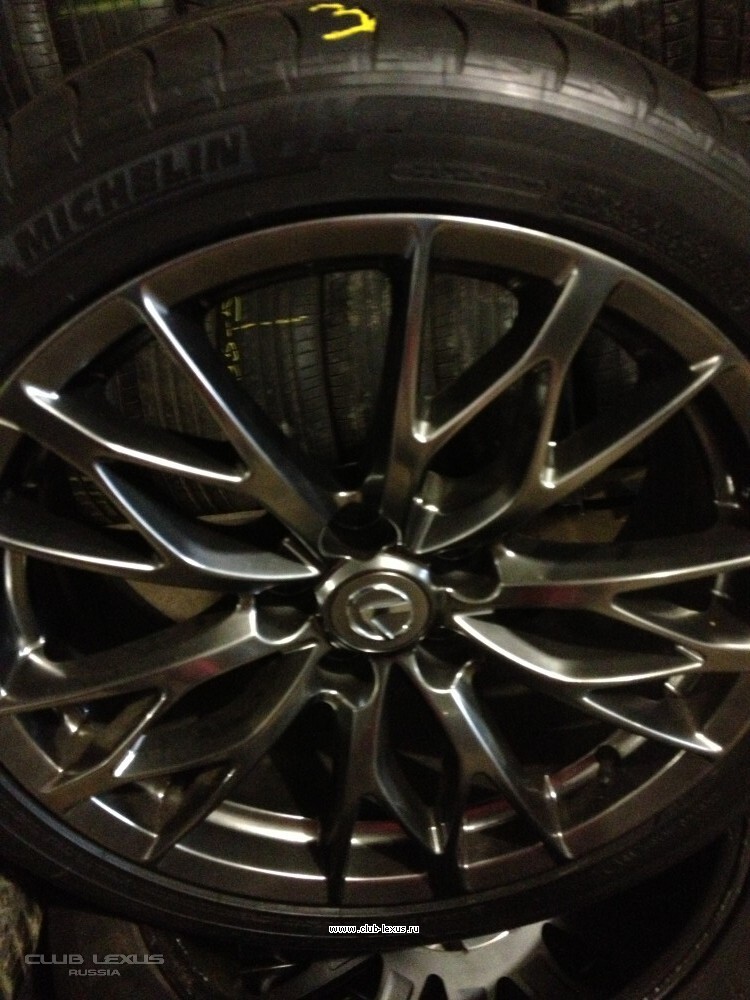      GS 245/40/R18 Michelin Pilot Sport PS