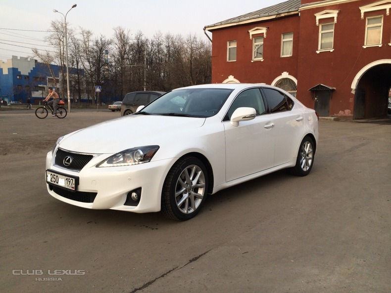  Lexus is 250 2011