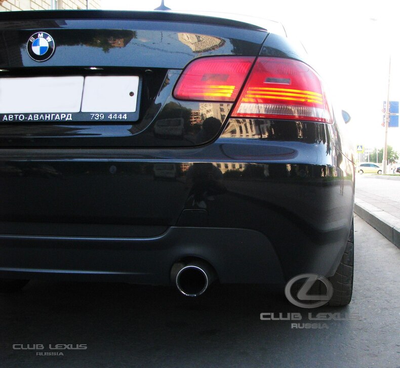  BMW 335i  -, 2009