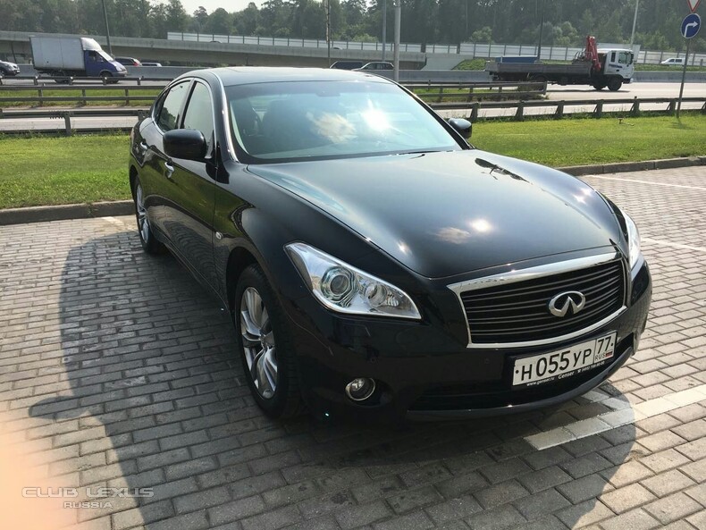  INFINITI M37 13 .