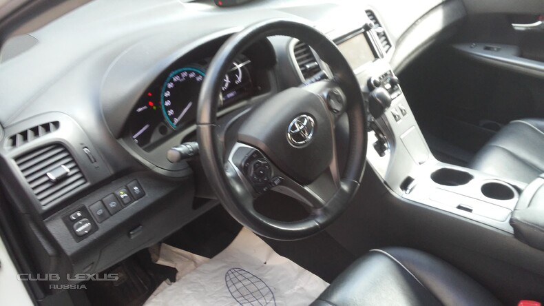 Toyota Venza 2,7 awd 2013 89800  1500000