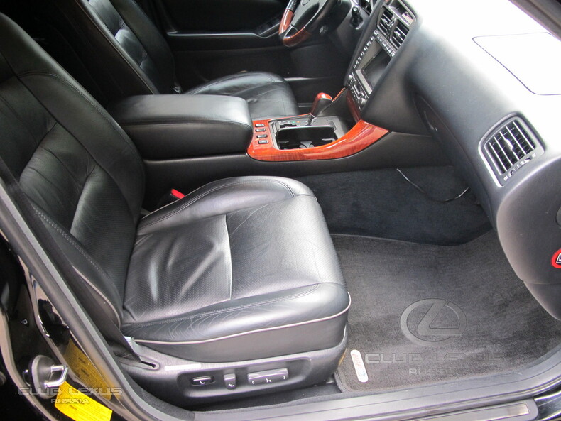  Lexus GS 300 Sport Disign  2003