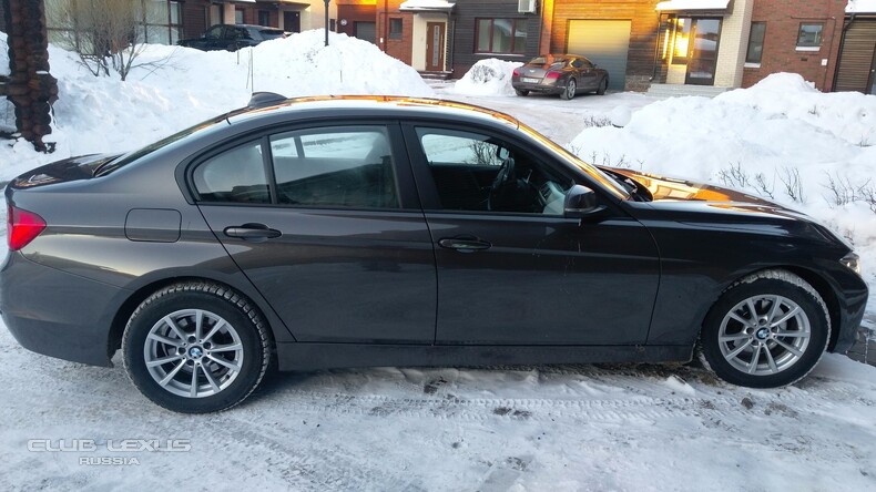 BMW 316i F30