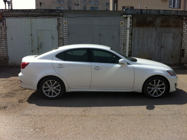  Lexus is 250, 2011 . .