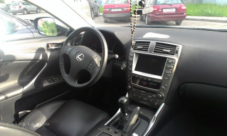  LEXUS IS250 LUXURY 2008. 