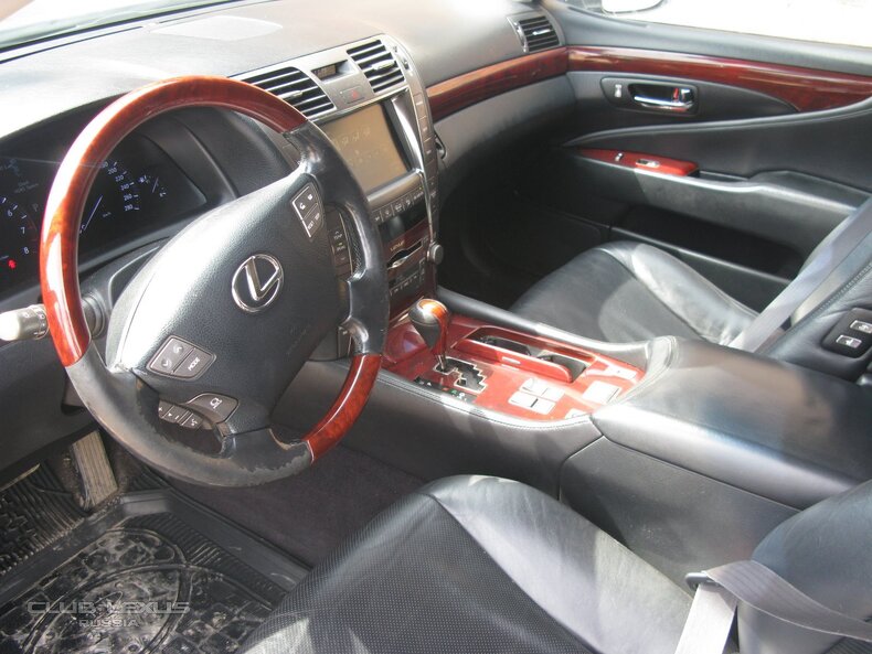  Lexus LS-460 2006