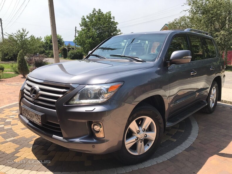  Lexus LX  570-14 