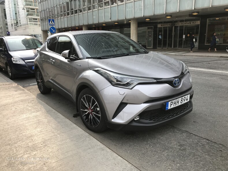 Toyota C-HR     2018