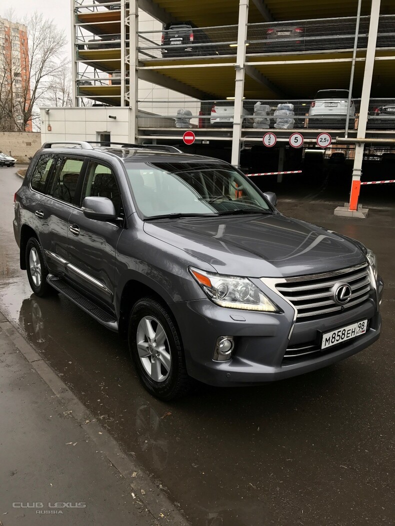 Lexus LX 570 2012 56000 