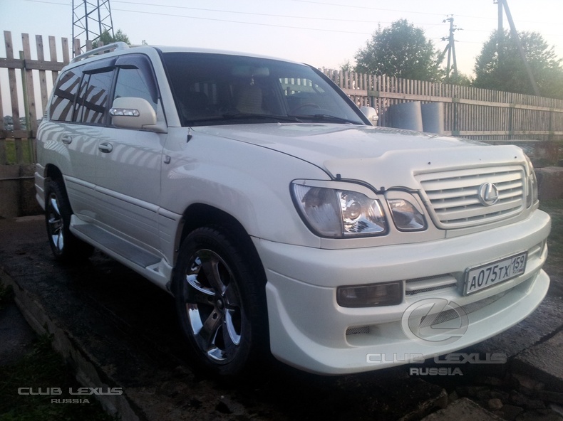   Lexus LX 470