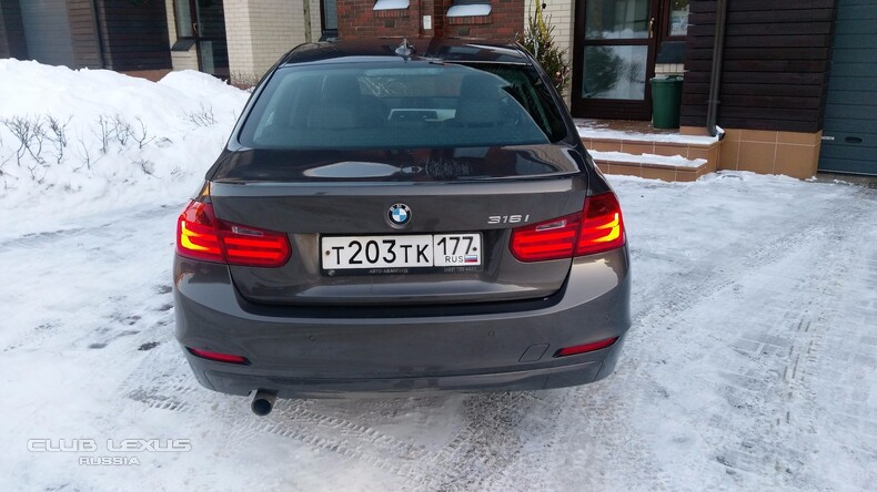 BMW 316i F30