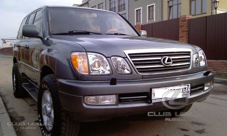  Lexus LX 470 (UZJ100)