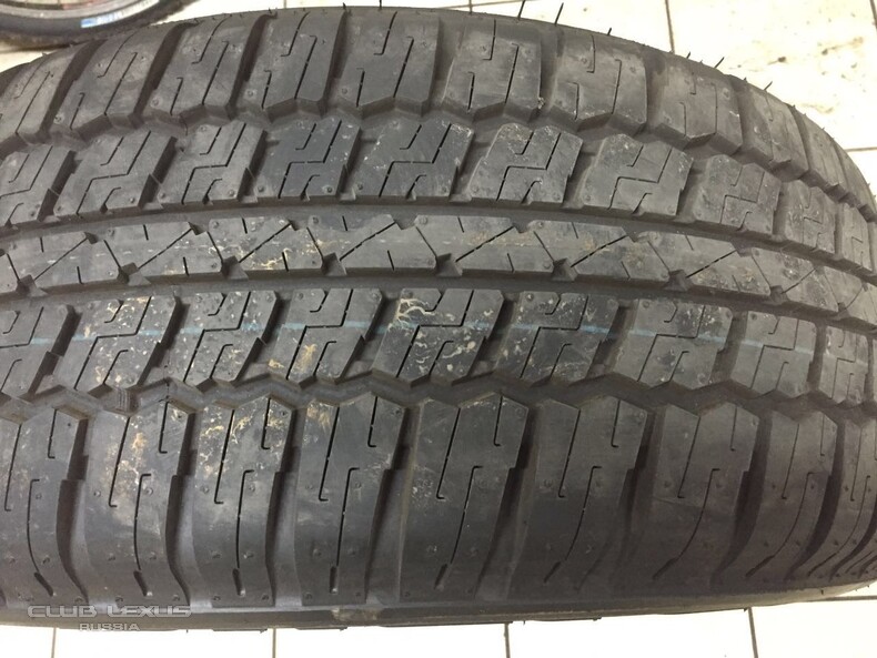  4  Bridgestone Dueler A/T 285/60/18 2016 .  