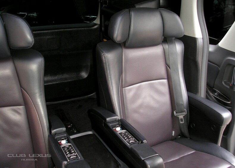 Toyota Alphard 3.5 2013 93945, 2 345 000 
