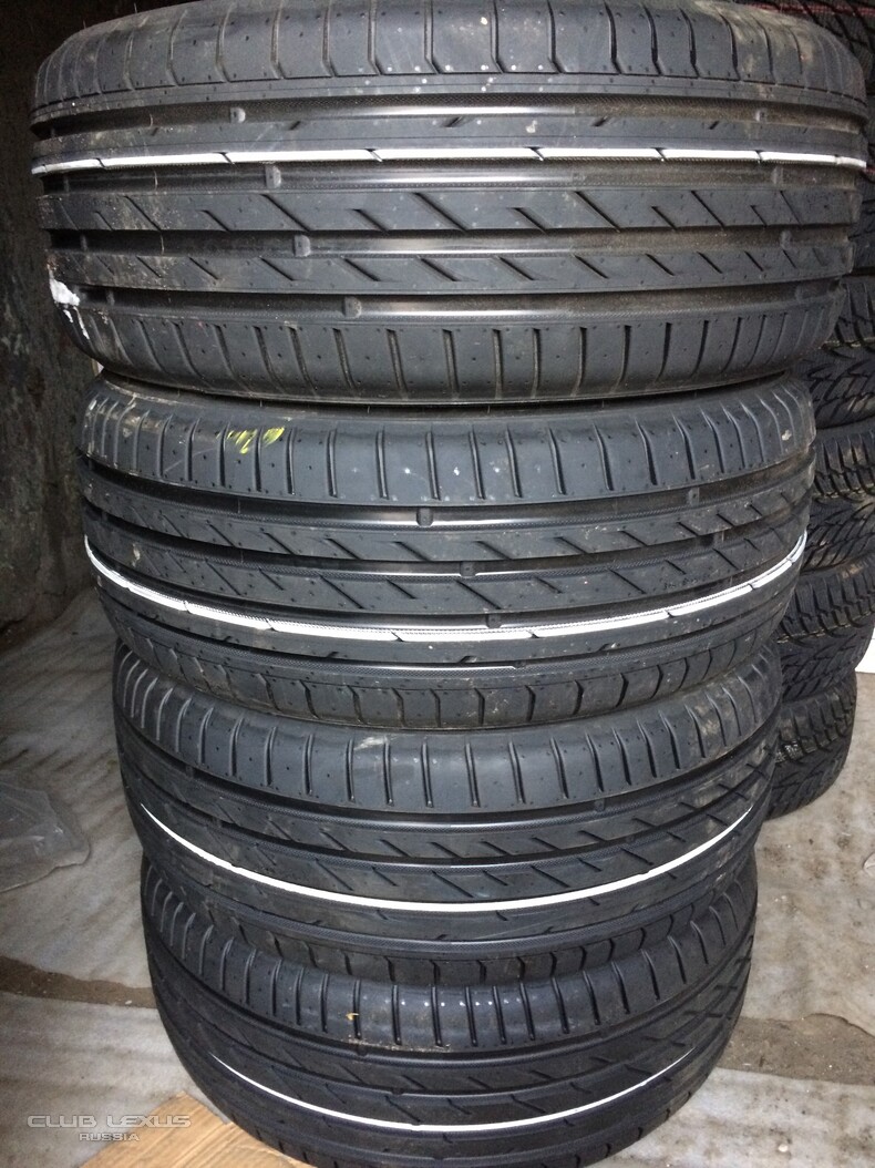  Nokian Hakka Black 235/50 R18  ()