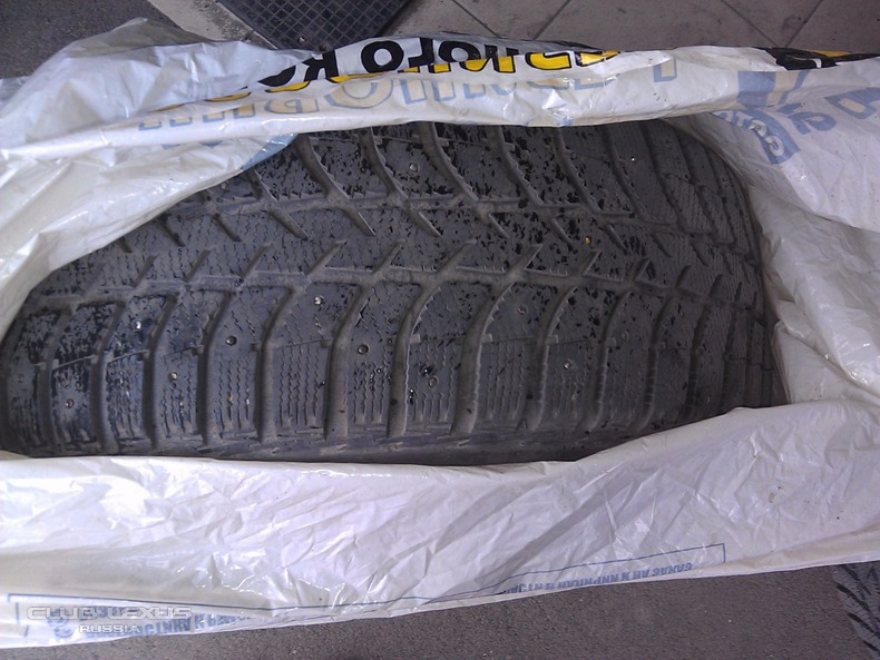    4 .  BRIDGESTONE ICE  CRUISER 235/55 R18