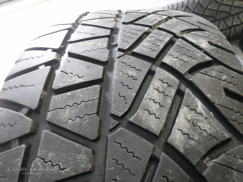   MICHELIN 235 55 R18