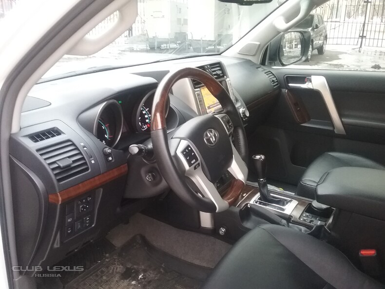 Toyota Land Cruiser Prado 150 3.0  2011 1899000