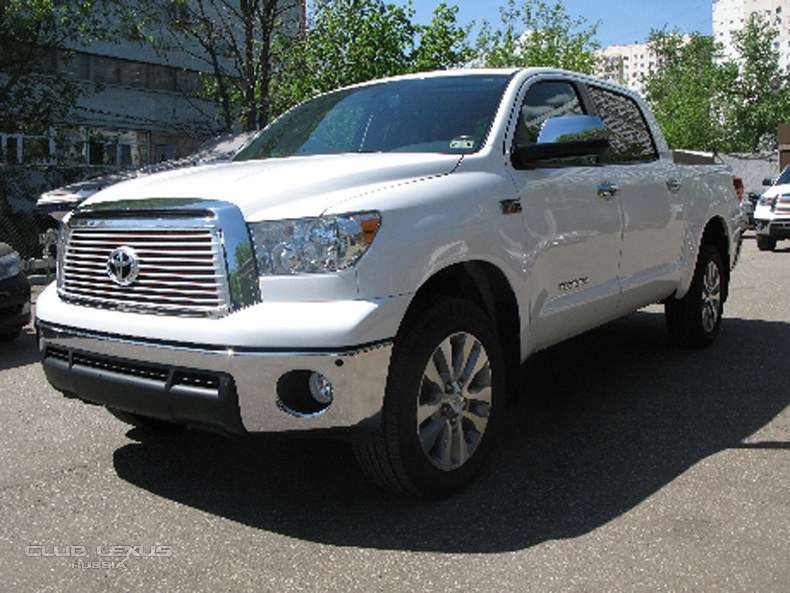 Toyota Tundra CrewMAx II Platinum Edition   !