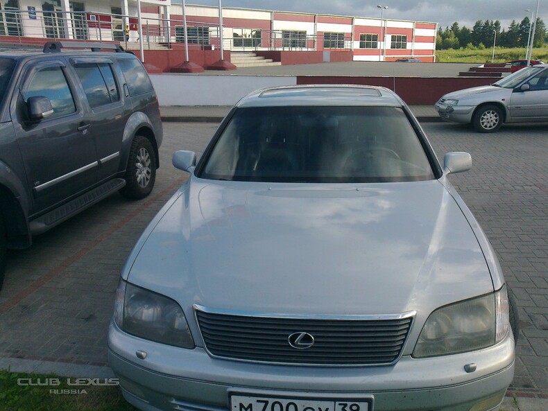  Lexus LS 400 1998. 