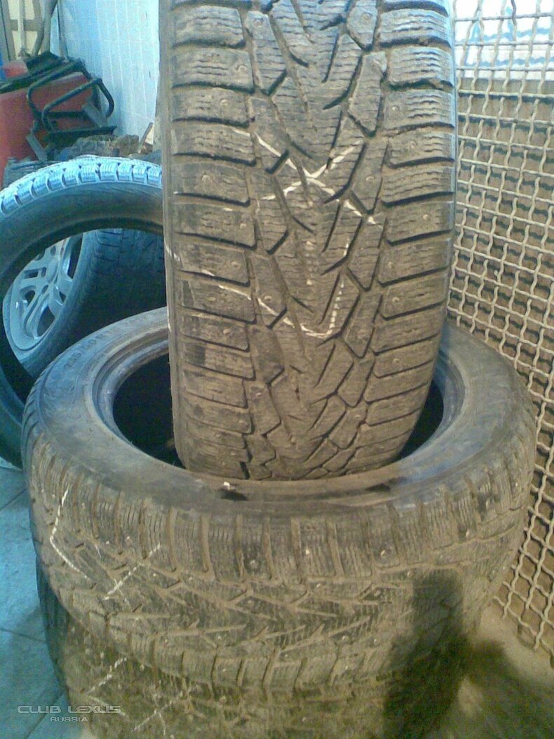  Nokian hakkapeliitta 7 235/50R18 XL