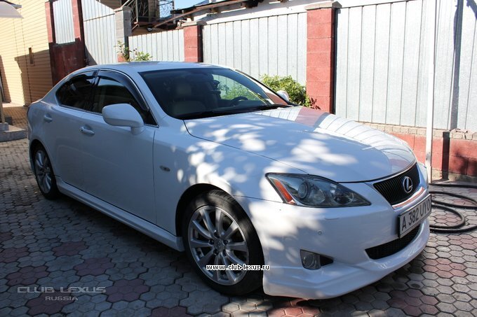  Lexus IS 250/350