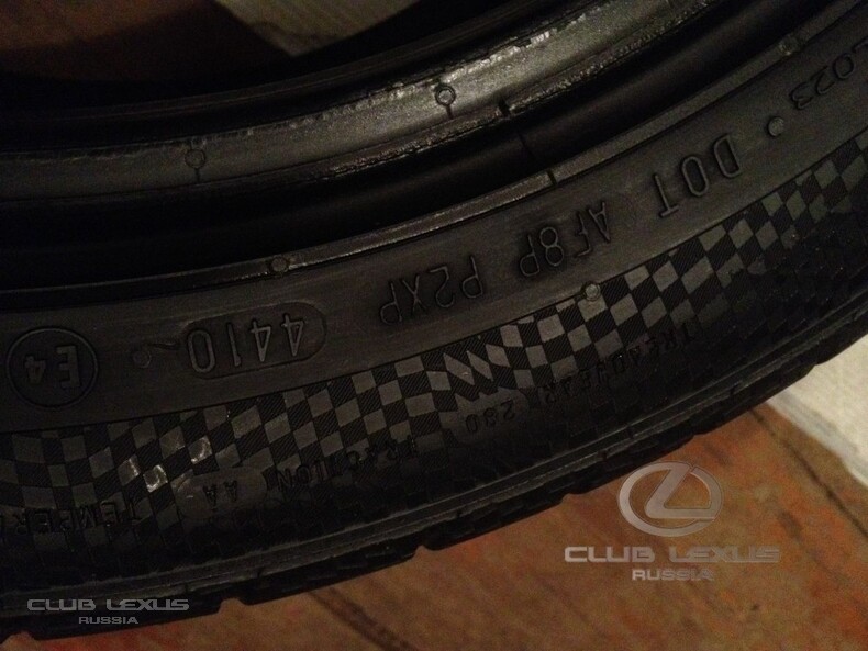  235/45/R17 ontinentalSportContact 3 2 