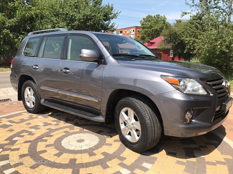  Lexus LX  570-14 