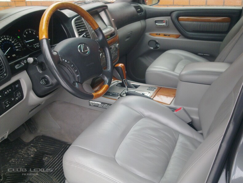   Lexus LX 470