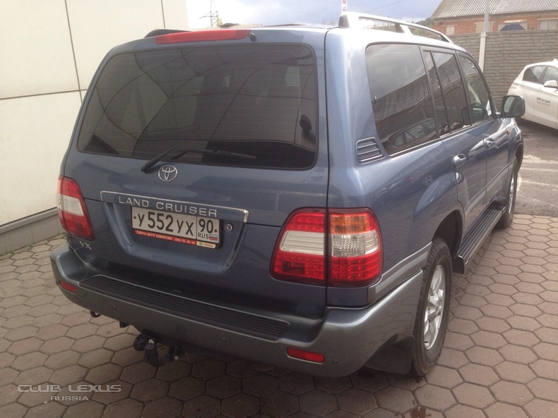 Toyota Land Cruiser 100 VX 4,2  2005 - 1 490000