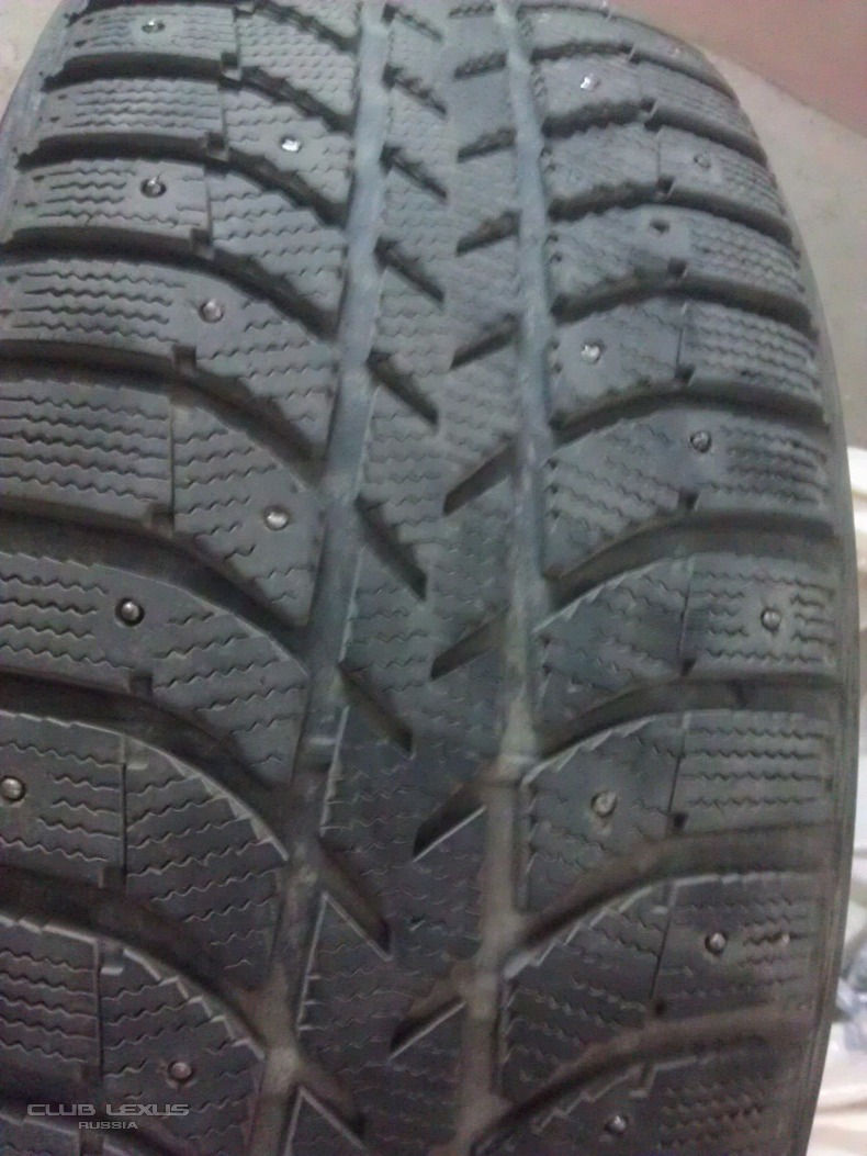    4 .  BRIDGESTONE ICE  CRUISER 235/55 R18