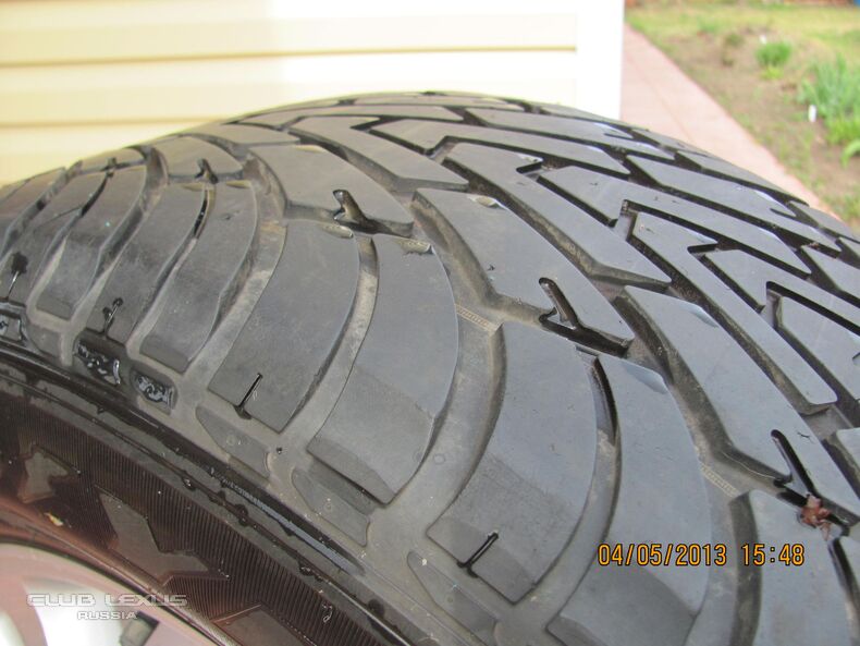 R18  LX470 GOODYEAR WranglerF1 285/55  