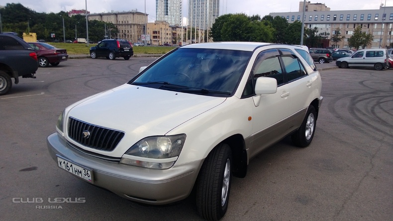  Toyota Harrier '98 ..