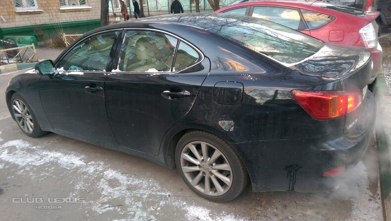  Lexus IS250  2008.  - 800 000 ..