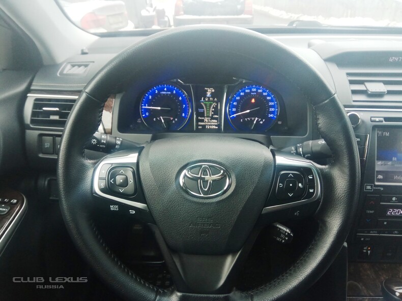 Toyota Camry 3,5 2015   1189000