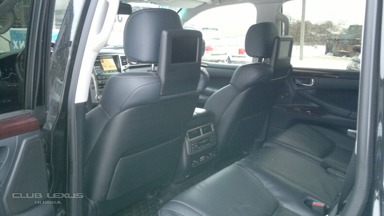  Lexus LX 570 2013   10000 